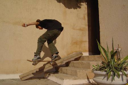 skate hard, die harder